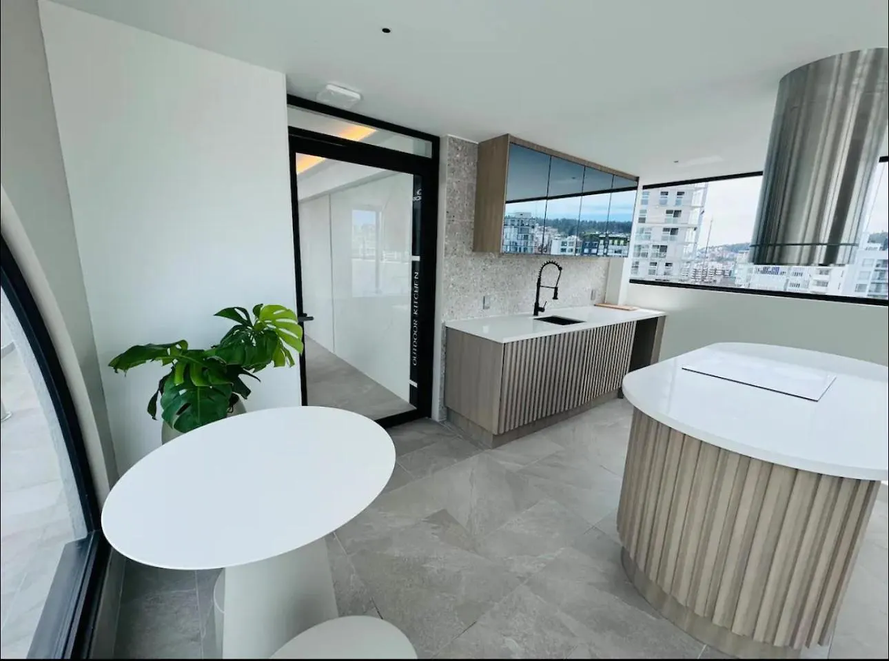 Suite Moderna Harmony Quito 0*,  Ekvador