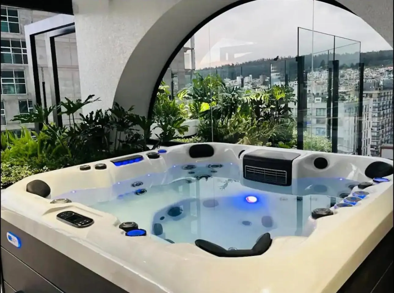Suite Moderna Harmony Quito 0*,  Ekvador